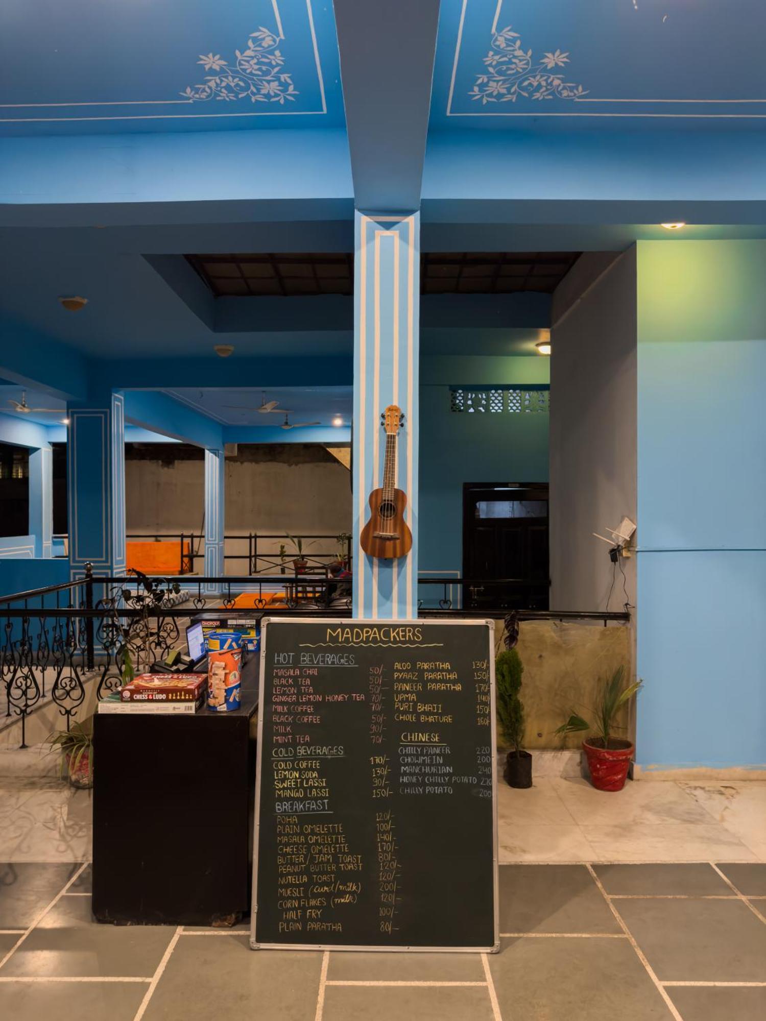 Madpackers Udaipur Hostel Exterior photo