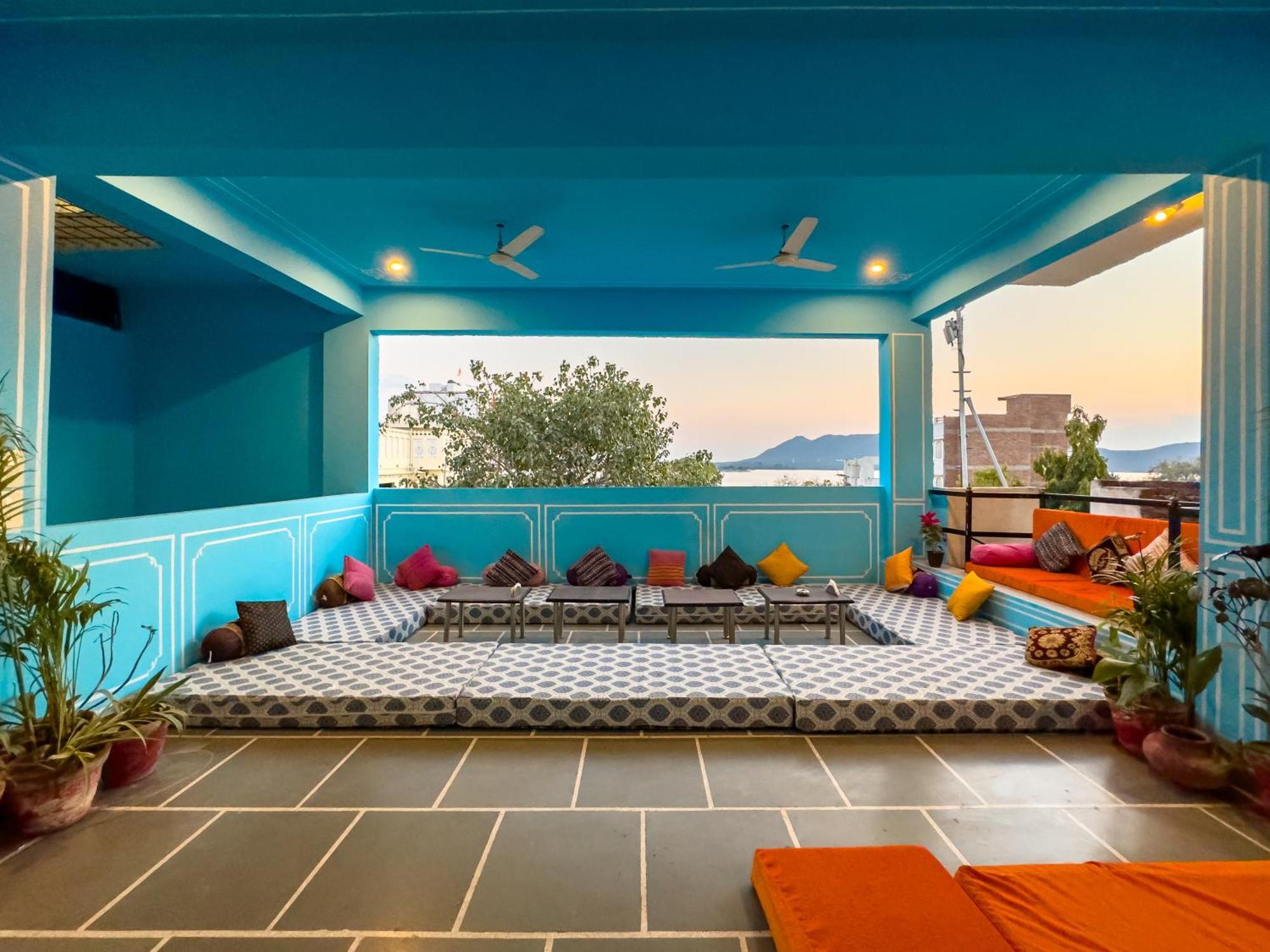 Madpackers Udaipur Hostel Exterior photo
